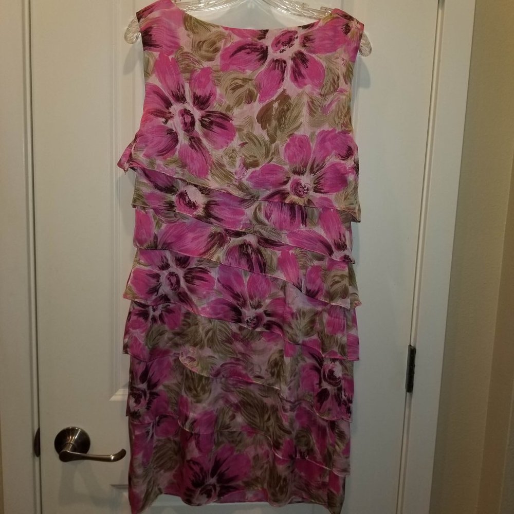 Pink and Green Floral Sleeveless Tiered Stretch Cocktail Dress 10 - Picture 5 of 7